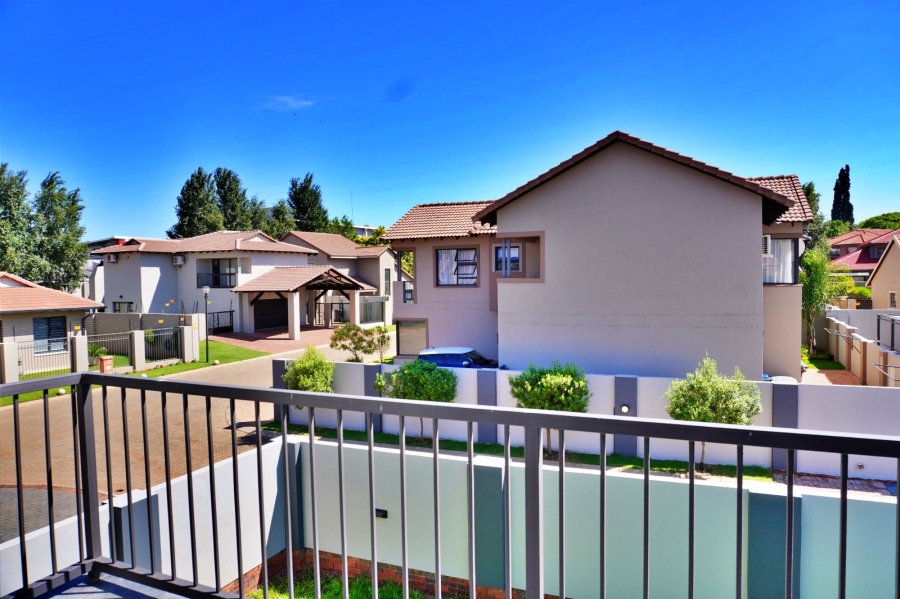 4 Bedroom Property for Sale in Grimbeeck Park North West